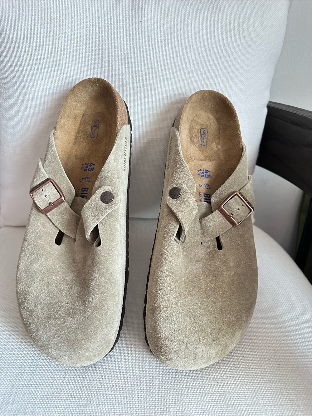 Birkenstock Men’s Suede Boston Clogs in Beige
